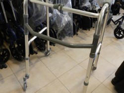 sanitaria-officina-ortopedica-torinese-messina-(25)